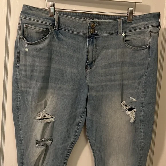 American Eagle Jeans! - Picture 3 of 9